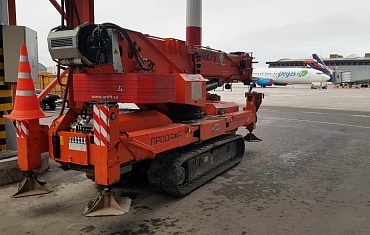 SPX1275 на монтажных работах в аэропорту